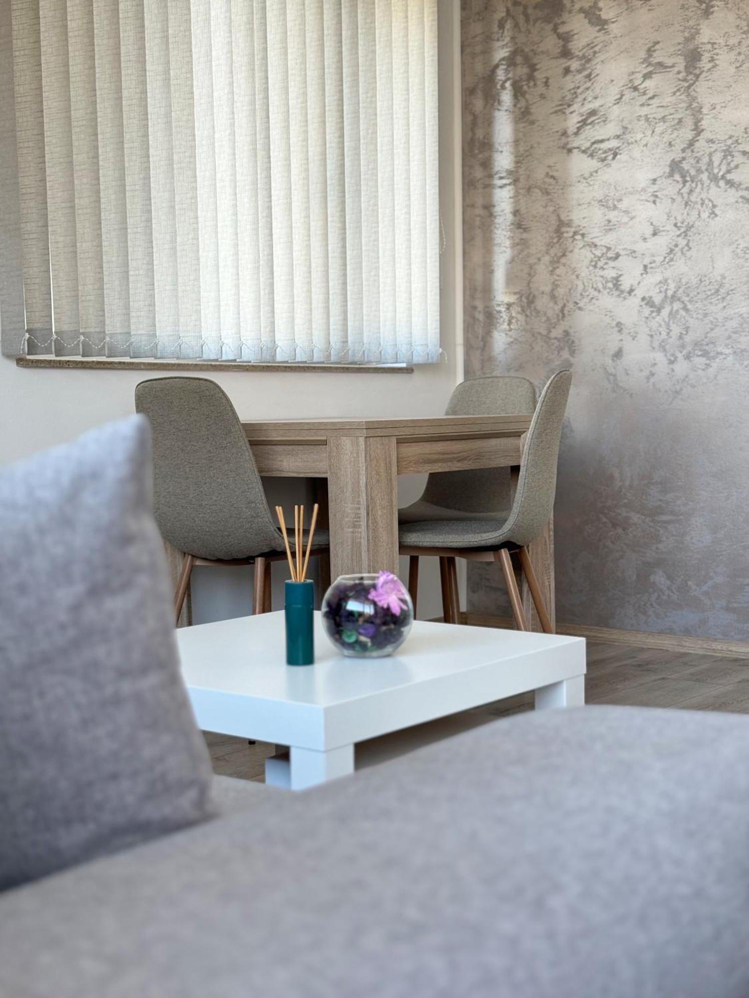 Restful Apartment For 4 Guests In Burgas City Exterior foto