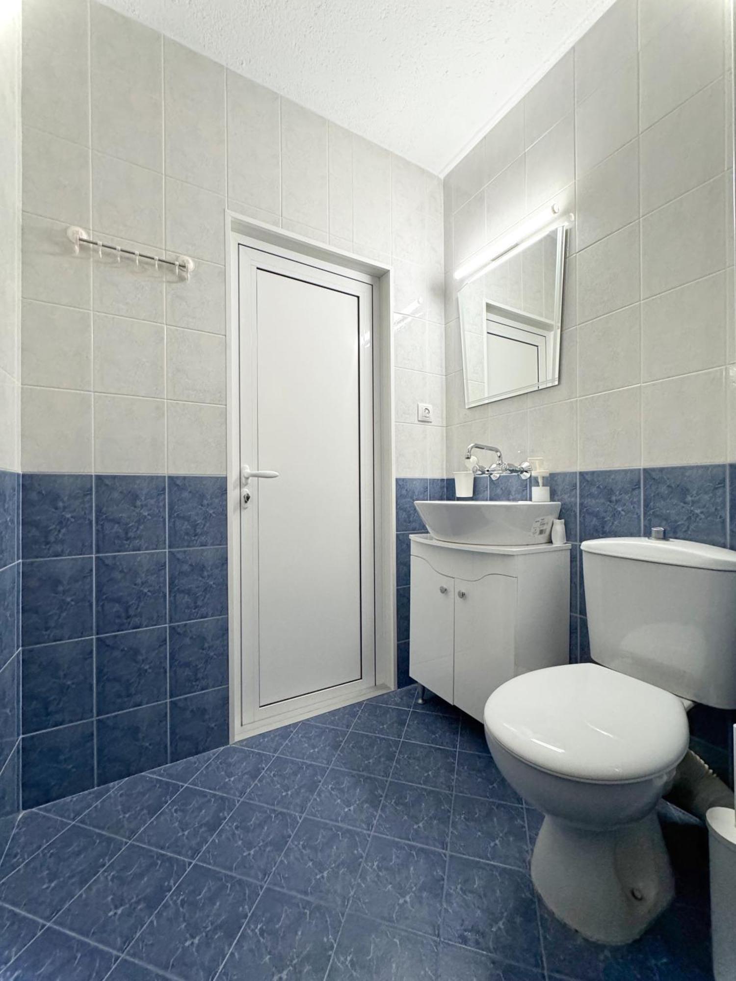 Restful Apartment For 4 Guests In Burgas City Exterior foto